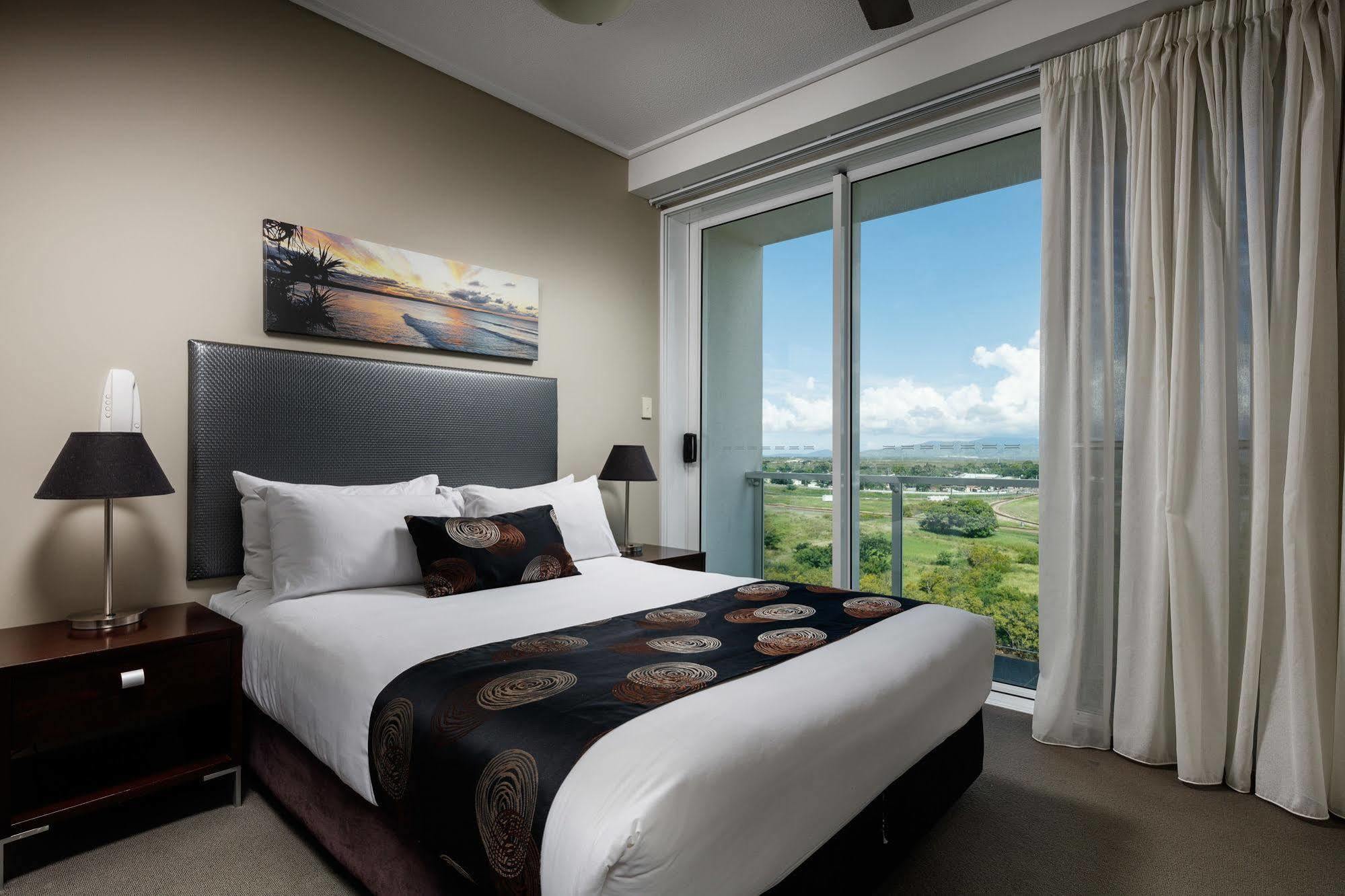 Central Holborn Apartments Townsville Zewnętrze zdjęcie